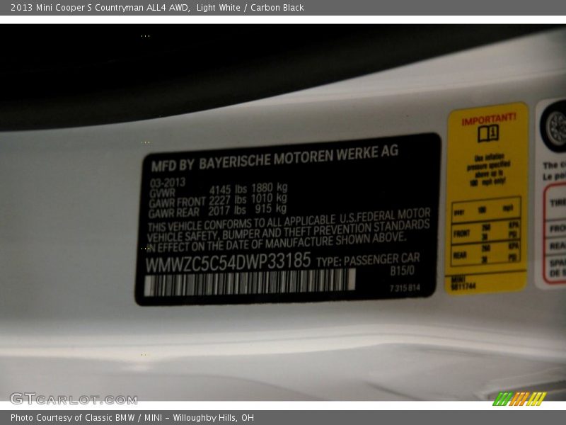 Light White / Carbon Black 2013 Mini Cooper S Countryman ALL4 AWD