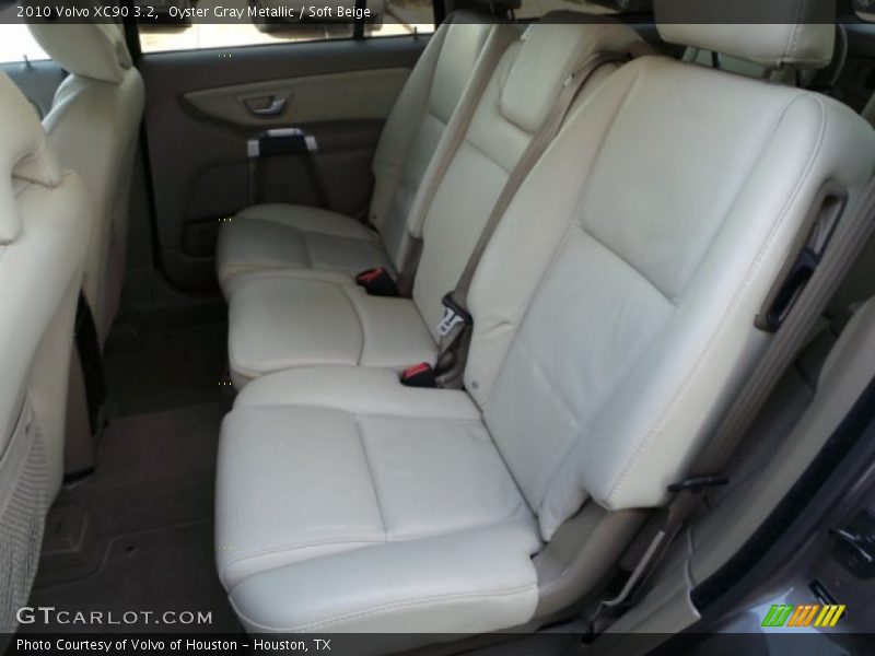 Oyster Gray Metallic / Soft Beige 2010 Volvo XC90 3.2