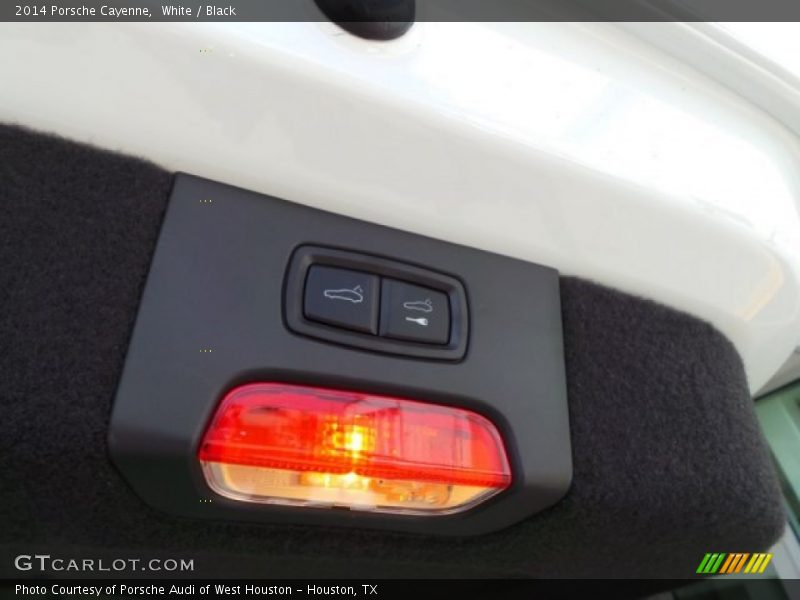 White / Black 2014 Porsche Cayenne