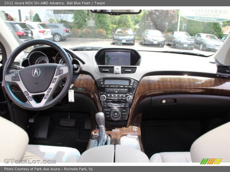 Dashboard of 2012 MDX SH-AWD Advance