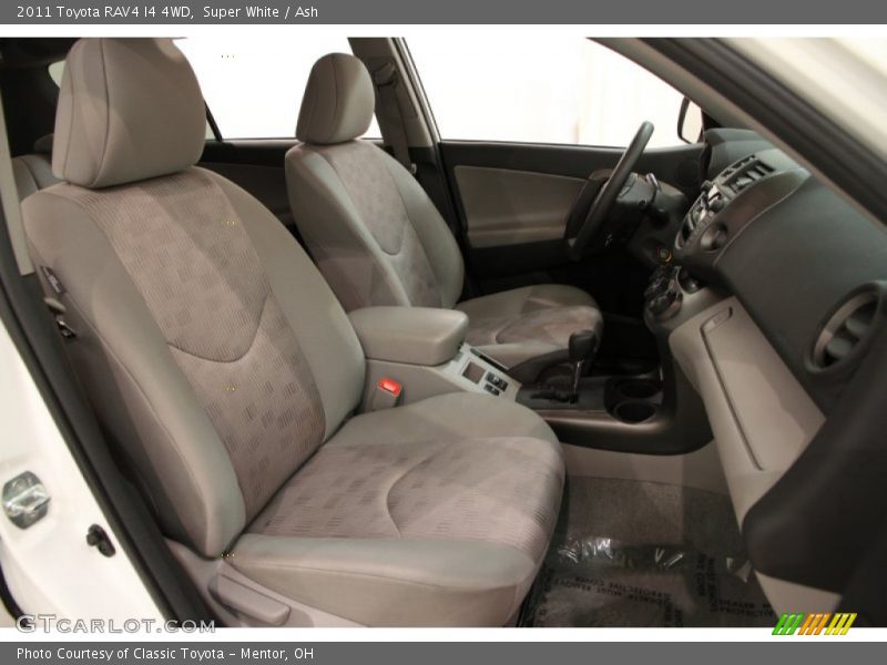 Super White / Ash 2011 Toyota RAV4 I4 4WD