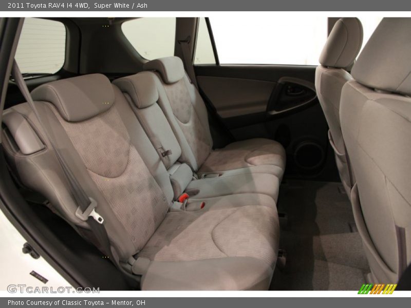 Super White / Ash 2011 Toyota RAV4 I4 4WD