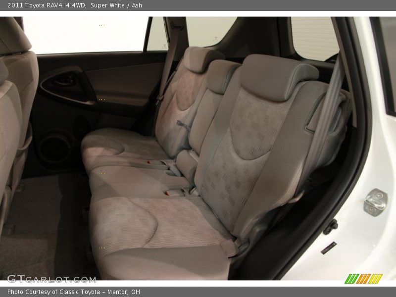 Super White / Ash 2011 Toyota RAV4 I4 4WD