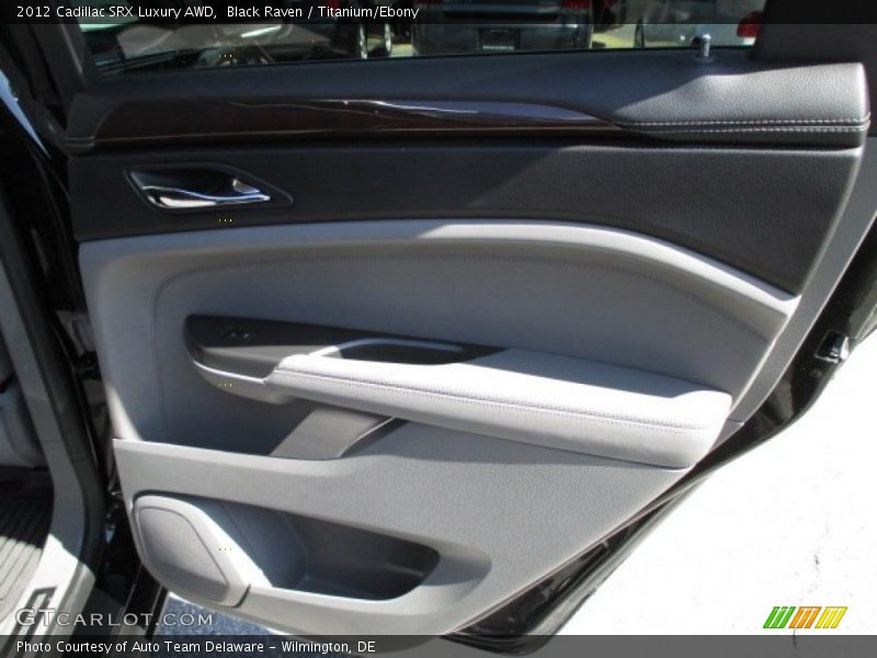 Black Raven / Titanium/Ebony 2012 Cadillac SRX Luxury AWD