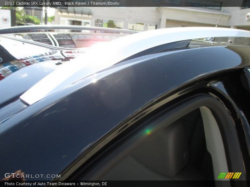 Black Raven / Titanium/Ebony 2012 Cadillac SRX Luxury AWD