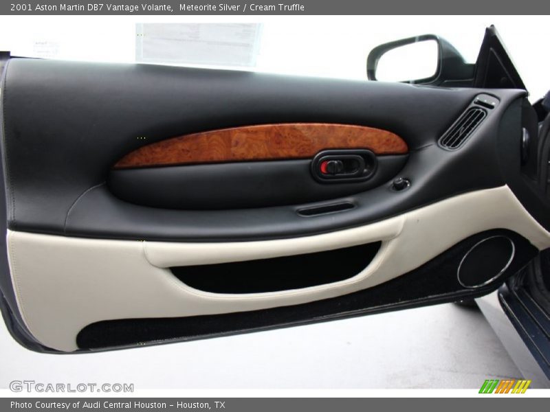 Meteorite Silver / Cream Truffle 2001 Aston Martin DB7 Vantage Volante