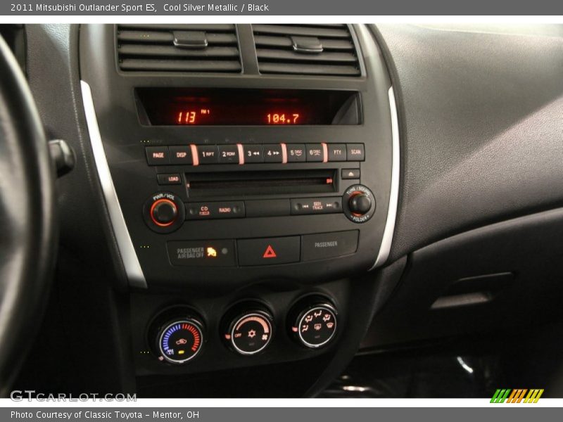 Cool Silver Metallic / Black 2011 Mitsubishi Outlander Sport ES