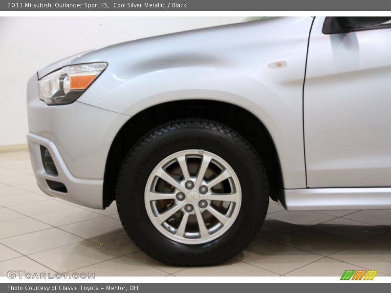Cool Silver Metallic / Black 2011 Mitsubishi Outlander Sport ES