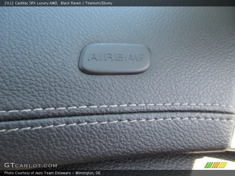 Black Raven / Titanium/Ebony 2012 Cadillac SRX Luxury AWD