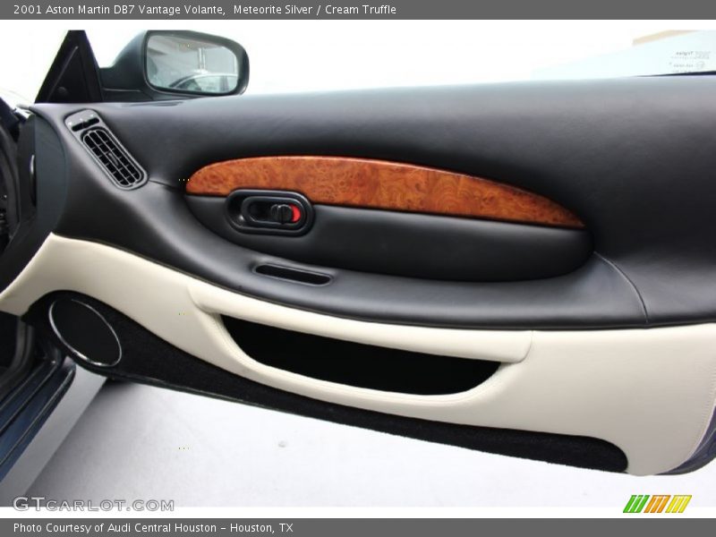 Meteorite Silver / Cream Truffle 2001 Aston Martin DB7 Vantage Volante