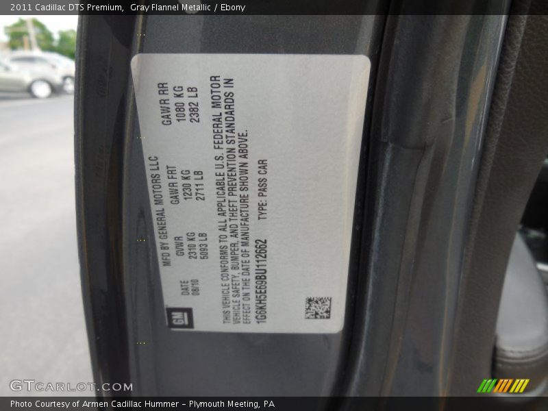 Gray Flannel Metallic / Ebony 2011 Cadillac DTS Premium