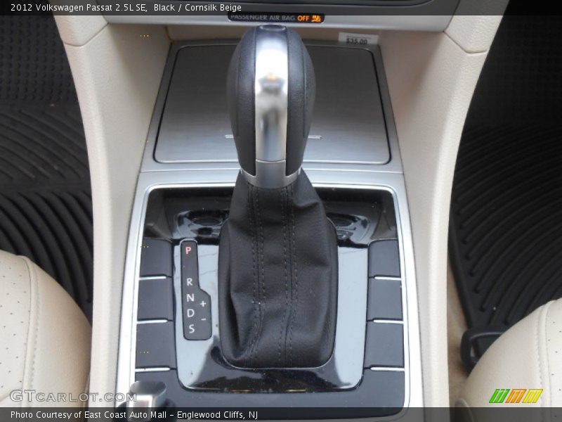 Black / Cornsilk Beige 2012 Volkswagen Passat 2.5L SE