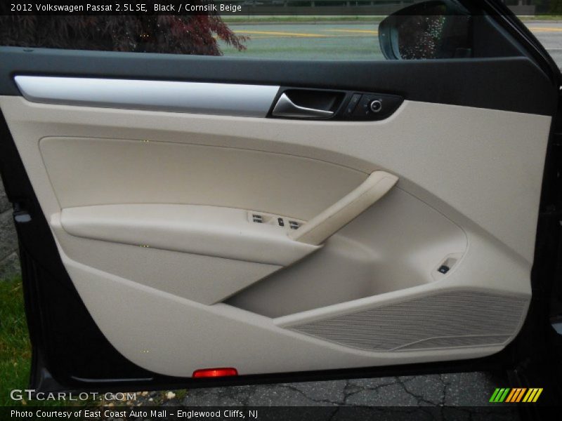 Black / Cornsilk Beige 2012 Volkswagen Passat 2.5L SE