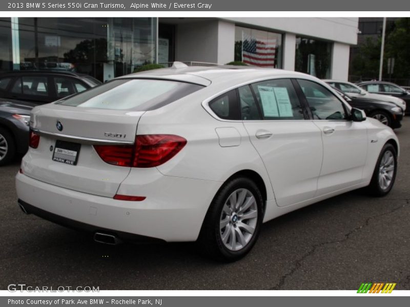 Alpine White / Everest Gray 2013 BMW 5 Series 550i Gran Turismo