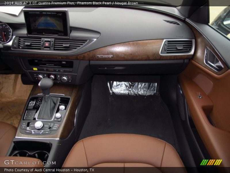 Dashboard of 2014 A7 3.0T quattro Premium Plus