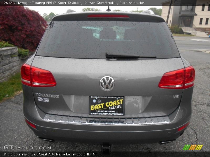 Canyon Gray Metallic / Black Anthracite 2012 Volkswagen Touareg VR6 FSI Sport 4XMotion