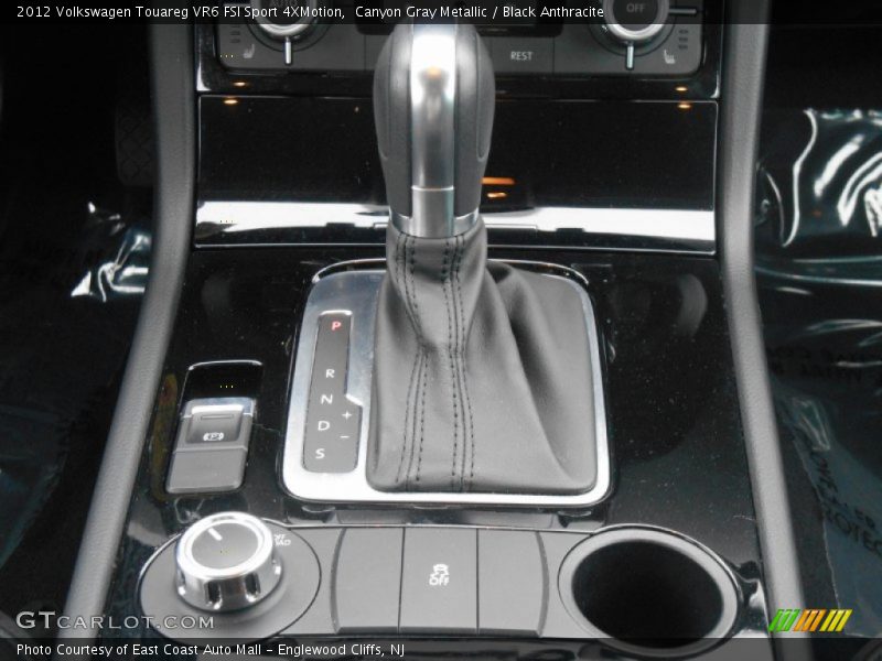 Canyon Gray Metallic / Black Anthracite 2012 Volkswagen Touareg VR6 FSI Sport 4XMotion