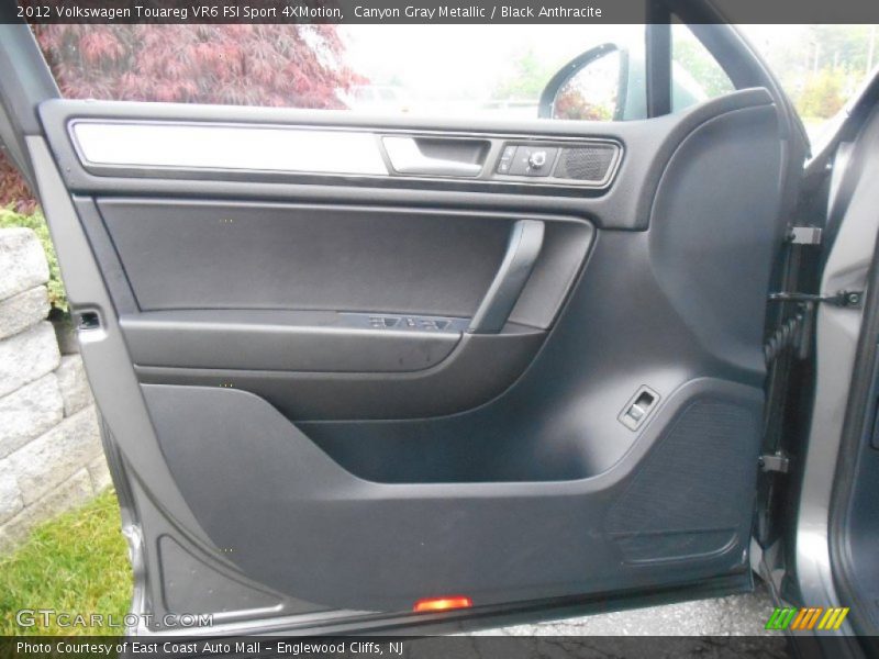 Canyon Gray Metallic / Black Anthracite 2012 Volkswagen Touareg VR6 FSI Sport 4XMotion