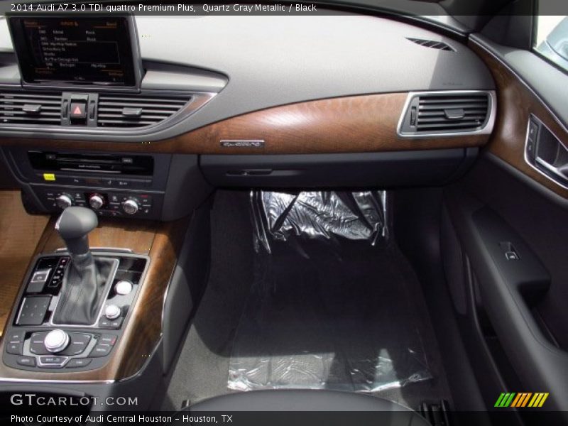 Dashboard of 2014 A7 3.0 TDI quattro Premium Plus