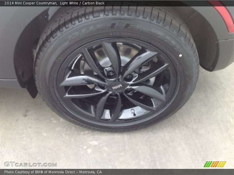 Light White / Carbon Black 2014 Mini Cooper Countryman