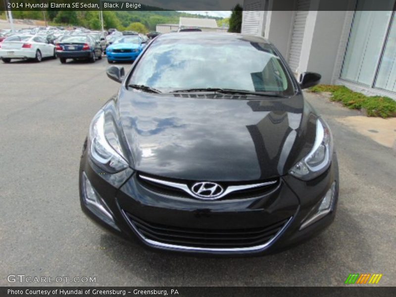 Black / Beige 2014 Hyundai Elantra SE Sedan