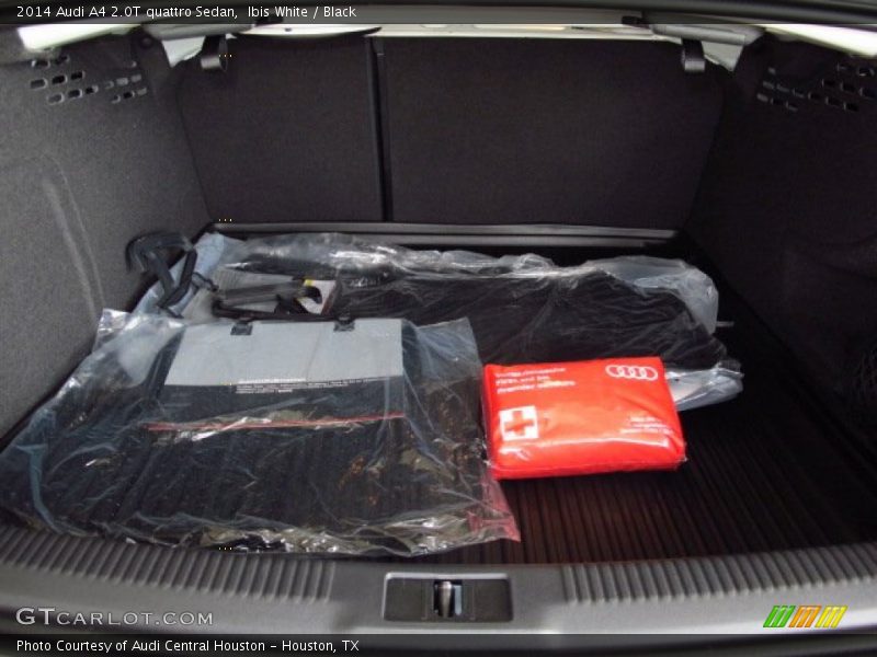 Ibis White / Black 2014 Audi A4 2.0T quattro Sedan