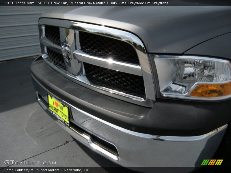 Mineral Gray Metallic / Dark Slate Gray/Medium Graystone 2011 Dodge Ram 1500 ST Crew Cab