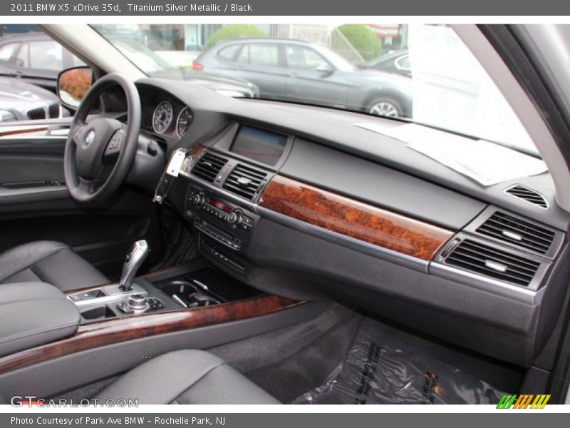 Titanium Silver Metallic / Black 2011 BMW X5 xDrive 35d