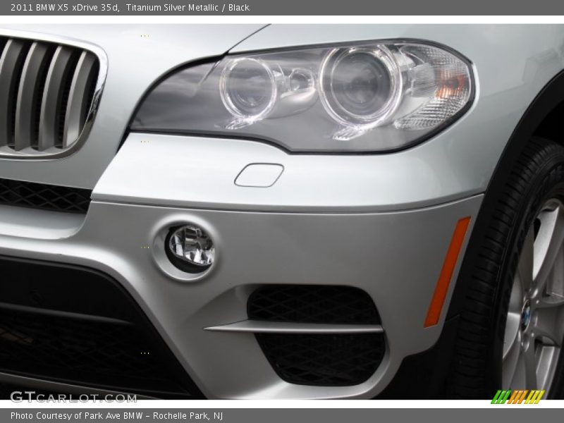 Titanium Silver Metallic / Black 2011 BMW X5 xDrive 35d