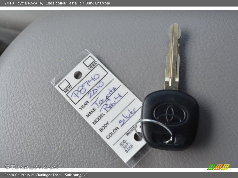 Classic Silver Metallic / Dark Charcoal 2010 Toyota RAV4 I4