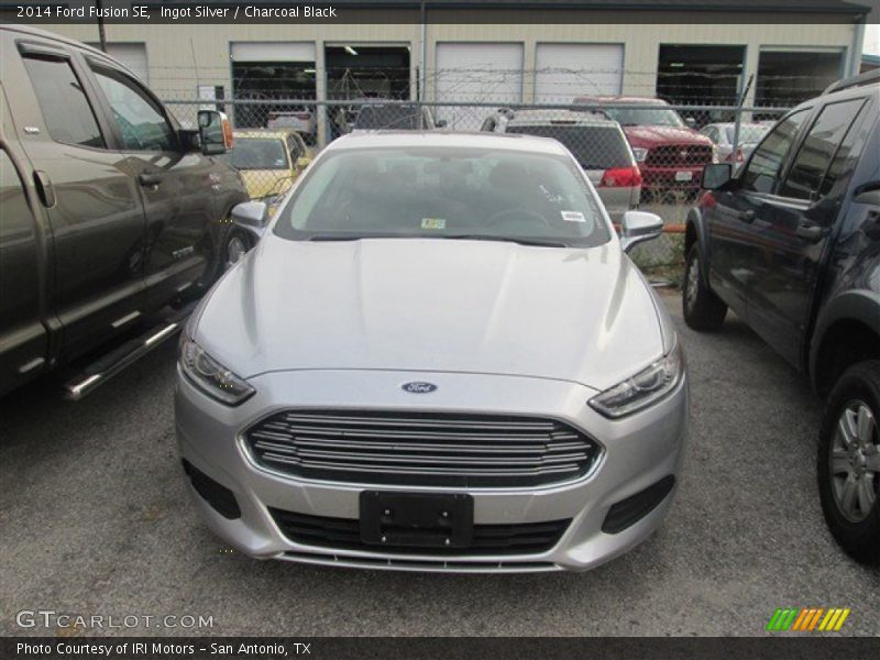 Ingot Silver / Charcoal Black 2014 Ford Fusion SE