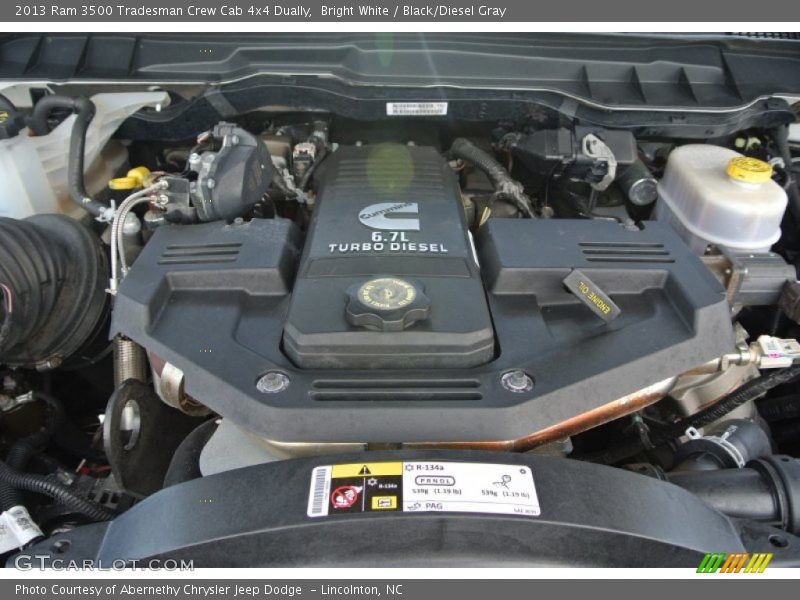 Bright White / Black/Diesel Gray 2013 Ram 3500 Tradesman Crew Cab 4x4 Dually