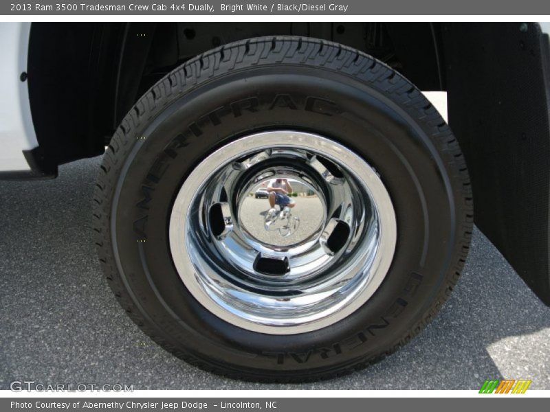 Bright White / Black/Diesel Gray 2013 Ram 3500 Tradesman Crew Cab 4x4 Dually