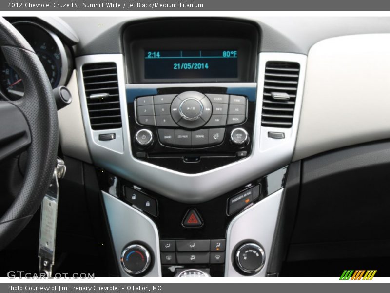 Summit White / Jet Black/Medium Titanium 2012 Chevrolet Cruze LS