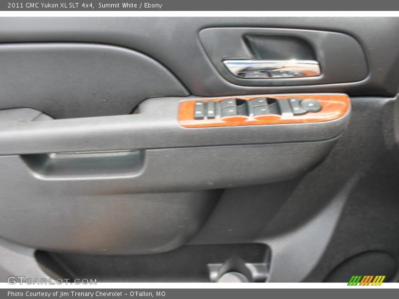 Summit White / Ebony 2011 GMC Yukon XL SLT 4x4