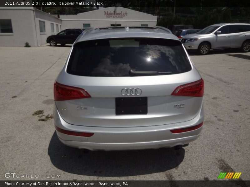 Ice Silver Metallic / Black 2011 Audi Q5 2.0T quattro