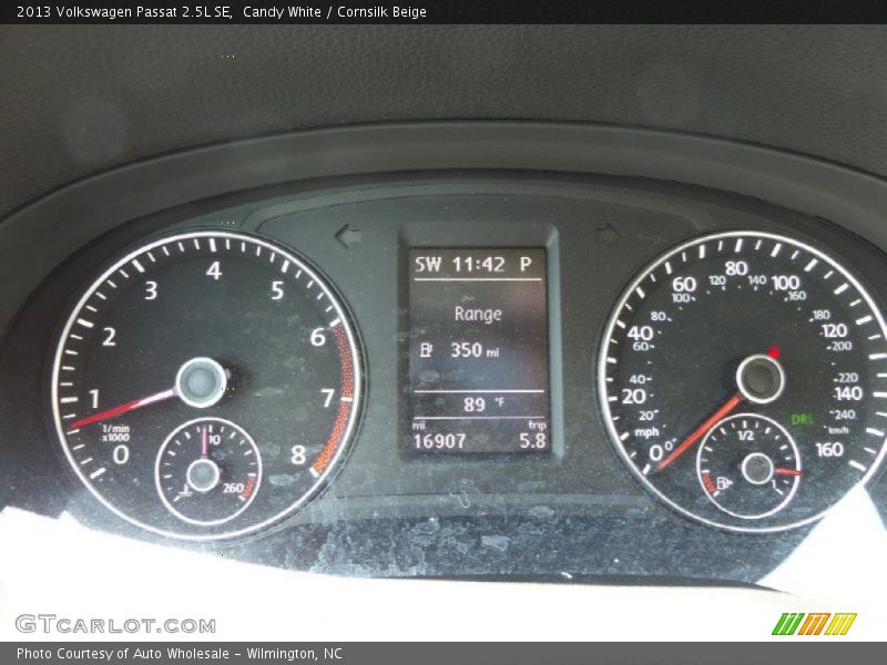 Candy White / Cornsilk Beige 2013 Volkswagen Passat 2.5L SE