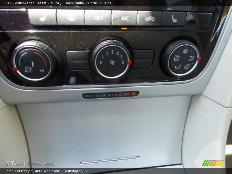 Candy White / Cornsilk Beige 2013 Volkswagen Passat 2.5L SE