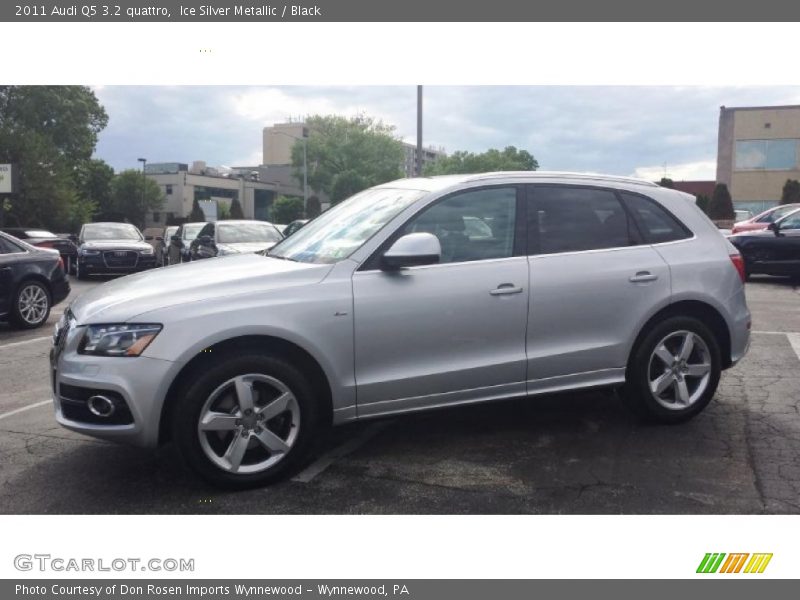 Ice Silver Metallic / Black 2011 Audi Q5 3.2 quattro