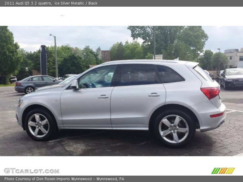 Ice Silver Metallic / Black 2011 Audi Q5 3.2 quattro