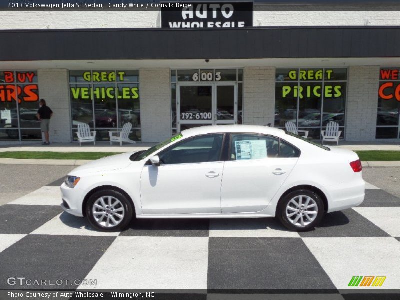 Candy White / Cornsilk Beige 2013 Volkswagen Jetta SE Sedan