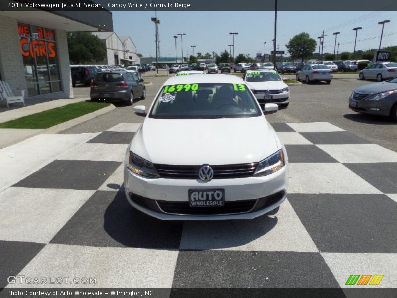 Candy White / Cornsilk Beige 2013 Volkswagen Jetta SE Sedan