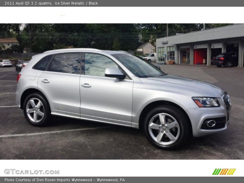 Ice Silver Metallic / Black 2011 Audi Q5 3.2 quattro