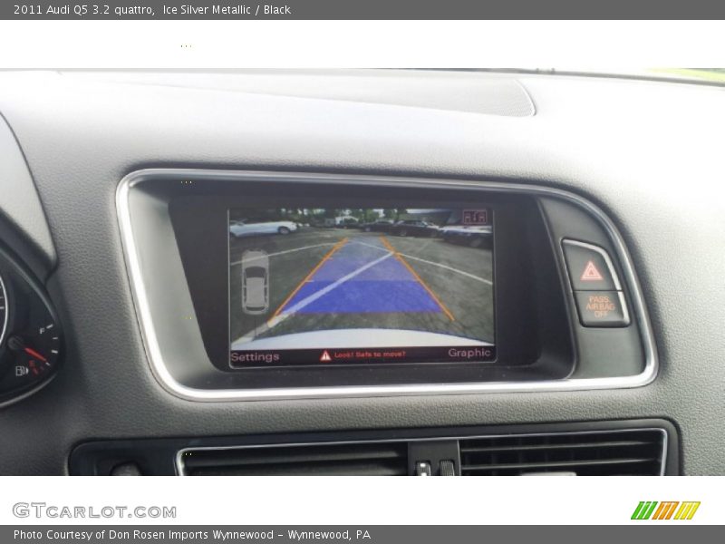 Ice Silver Metallic / Black 2011 Audi Q5 3.2 quattro