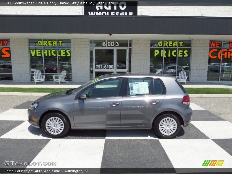 United Gray Metallic / Titan Black 2013 Volkswagen Golf 4 Door