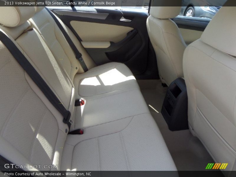 Candy White / Cornsilk Beige 2013 Volkswagen Jetta TDI Sedan