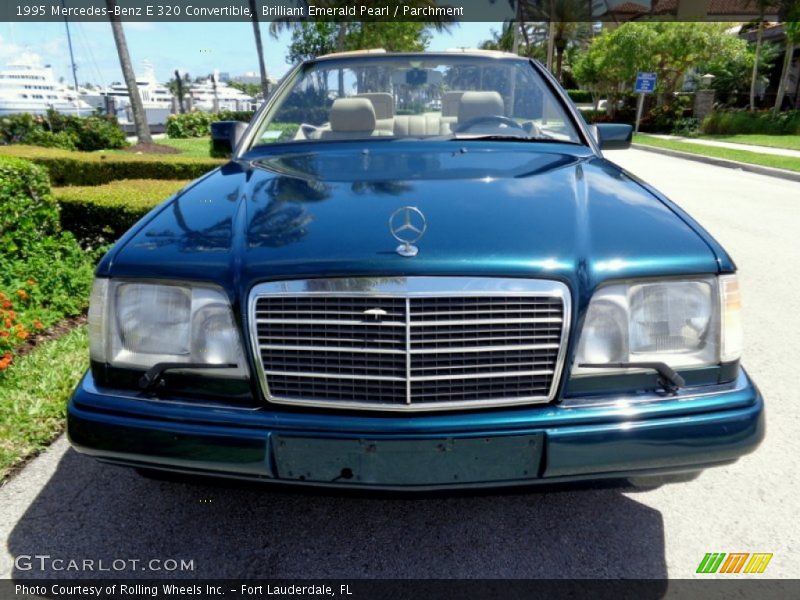 Brilliant Emerald Pearl / Parchment 1995 Mercedes-Benz E 320 Convertible