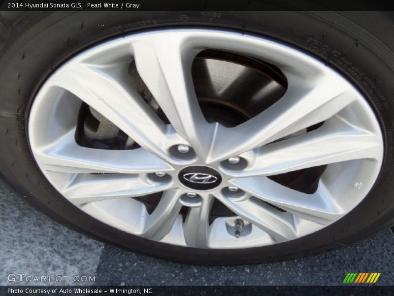 Pearl White / Gray 2014 Hyundai Sonata GLS