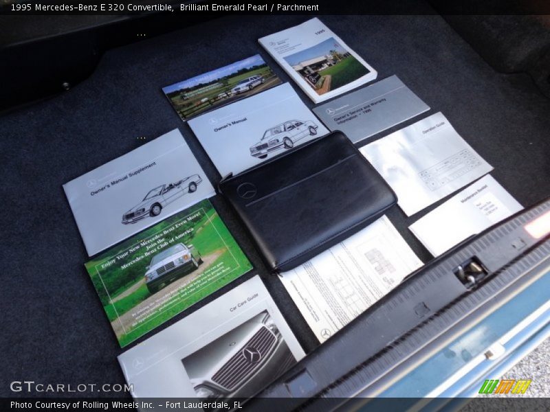 Brilliant Emerald Pearl / Parchment 1995 Mercedes-Benz E 320 Convertible