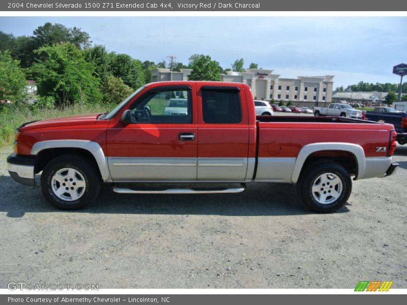 Victory Red / Dark Charcoal 2004 Chevrolet Silverado 1500 Z71 Extended Cab 4x4